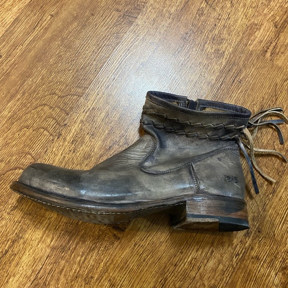 Bed Stu Craven Fringe Gray Leather Bootie Size 10 - Picture 1 of 11